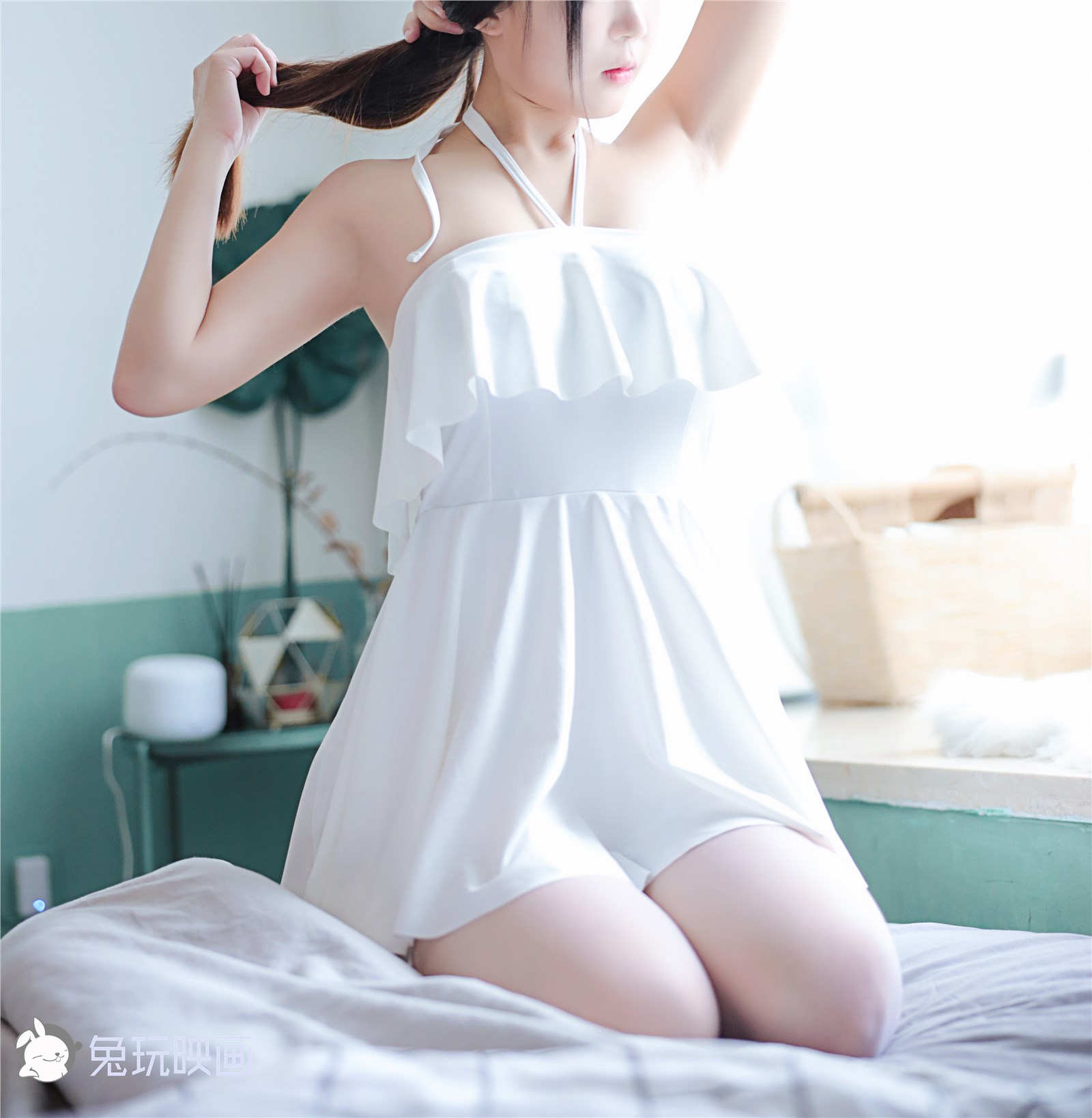 Single horsetail white tender girl crisp breast fengyun figure sexy hot photo(14)